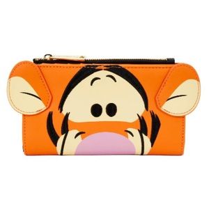 NWT Loungefly Tigger Zip Wallet